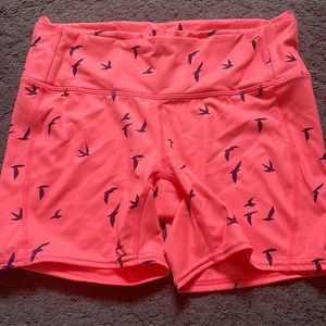 Oiselle bright pink shorts size 6
